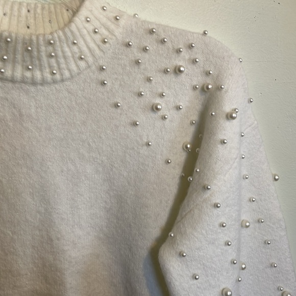 Sincerely Jules Off-White Sweater w/ Faux Pearls at Sleeve to Neck, size S - Picture 3 of 11